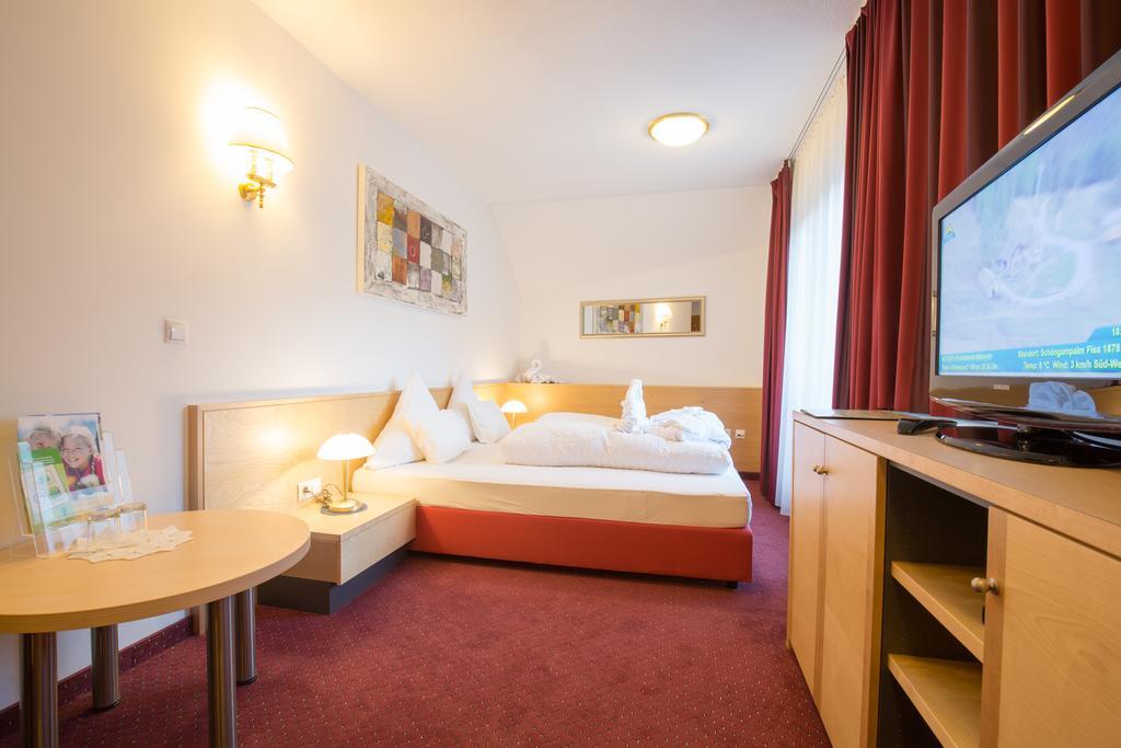Hotel Amadeus Micheluzzi Серфаус Экстерьер фото