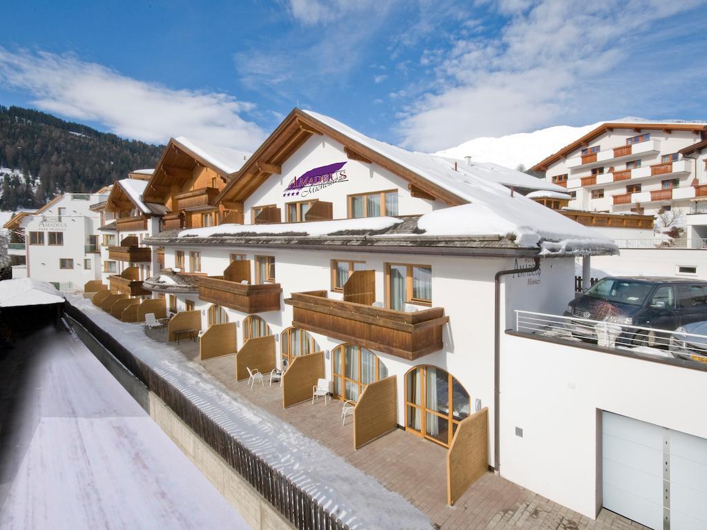 Hotel Amadeus Micheluzzi Серфаус Экстерьер фото